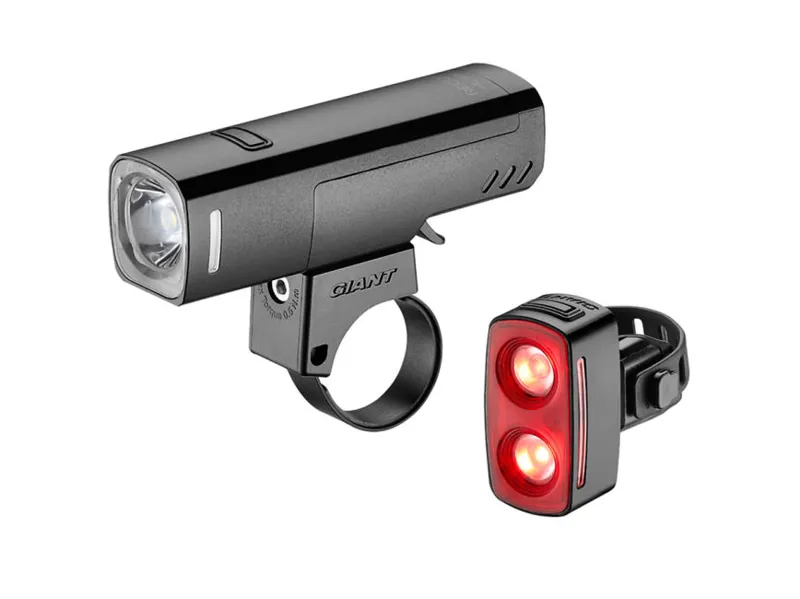 Giant Recon HL 900 and TL 200 Combo Cycling Light Set in Black
