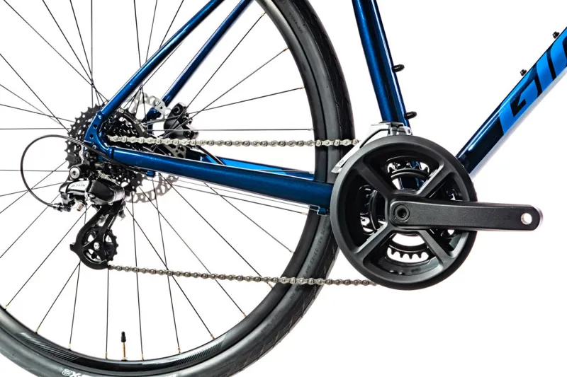 2020 Giant Escape 2 Disc Hybrid Bike in 