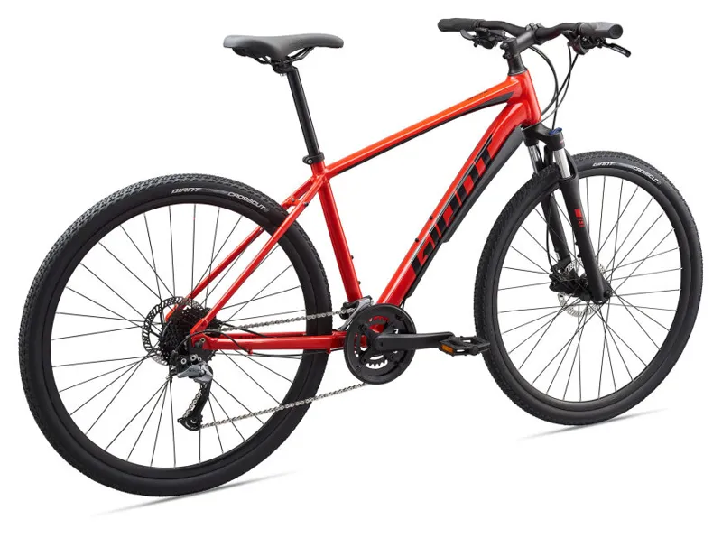2020 Giant Roam 2 Disc Hybrid Bike in Red
