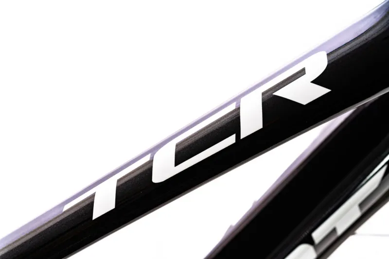 2020 Giant TCR Advanced 2 Disc Compact Carbon Road Bike in Black-1