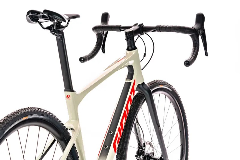 2020 Giant Revolt Advanced 2 Carbon Gravel Bike in Grey-3