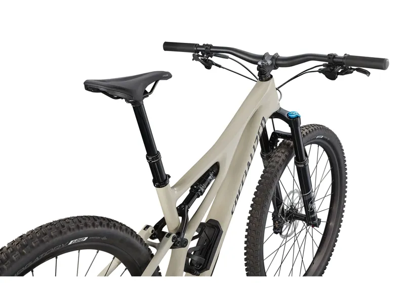 Specialized Stumpjumper Comp Carbon Mountain Bike in White-2