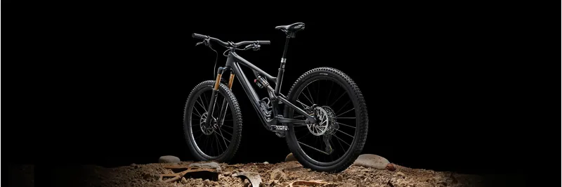 2021 Specialized S-Works Stumpjumper EVO Carbon Mountain Bike in Black-8