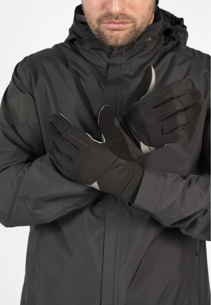 Endura Windchill Glove in Black-6
