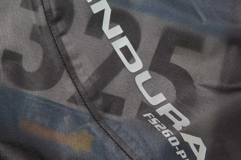 Endura FS260 Pro Adrenaline II Womens Race Cape in Black-7