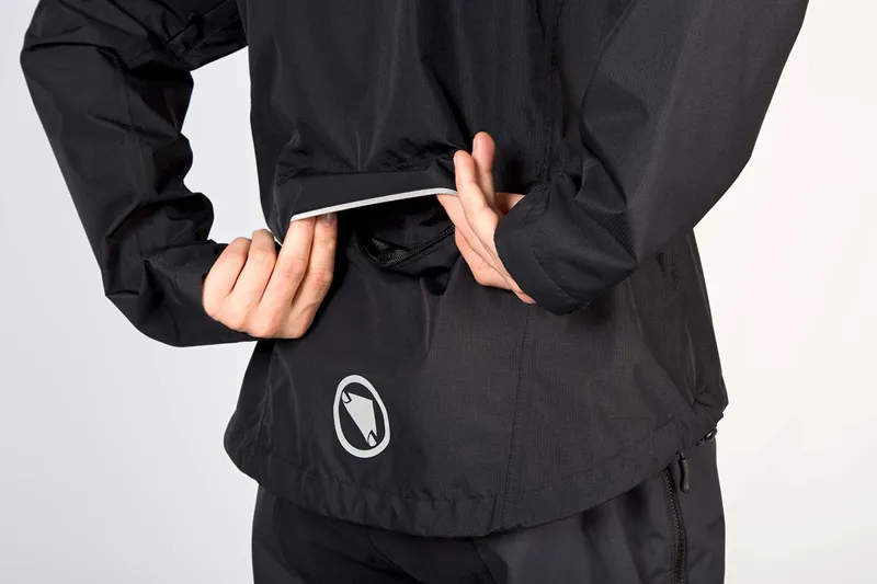 Endura Hummvee Waterproof Jacket in Black-5
