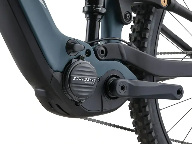 Giant Stance E+ 0 eMountain Bike in Deep Lake/Black-6