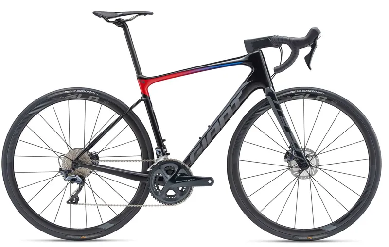 2019 Giant Defy Advanced Pro 1 Road Bike in Black