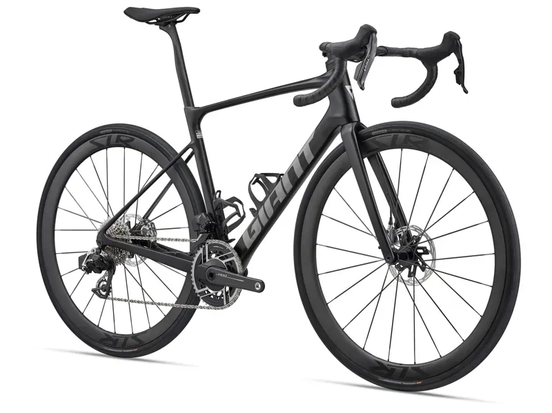 Giant Defy Advanced Pro-Red Road Bike in Carbon-1