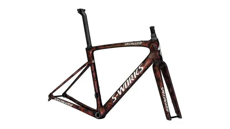Specialized S-Works Roubaix SL8 FACT 12R Carb. F-set in Red-Gold/White-5